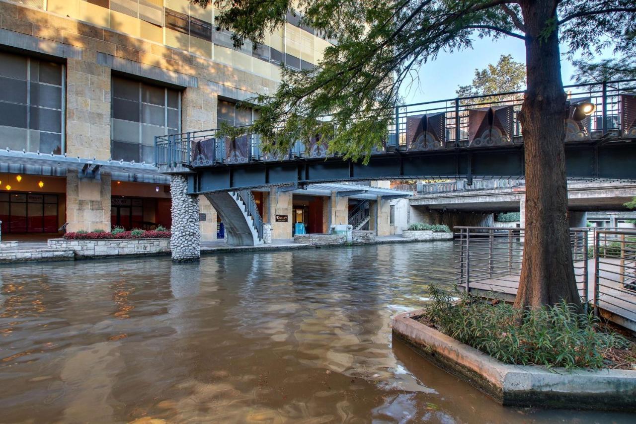 Drury Plaza Hotel San Antonio Riverwalk Buitenkant foto